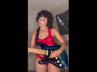 AnaKatana () Hanakatana - bang bang by nancy sinatra cover what other songs would you guys like to hear me si 08-02-2021-1