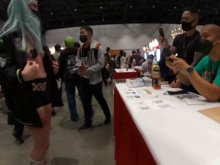 [GetFreeDays.com] Rebecca Cosplay in the Convention! - Shy Goth telegram hardcore porn-2