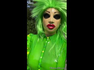 FetiliciousFans SiteRipPt 2The Green Punk Girl Dress Up-8