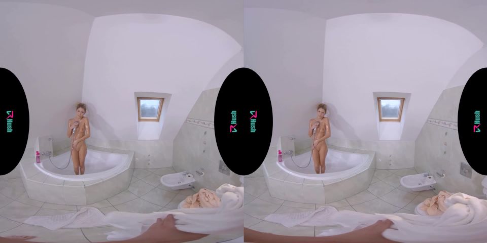 VRHush - Rebecca Volpetti - Can You Help Me Shower?  - vr - teen hardcore vibrator