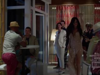 Lisa Edelstein – Girlfriends’ Guide to Divorce s03e04 (2017) HD 720p - (Celebrity porn)-9