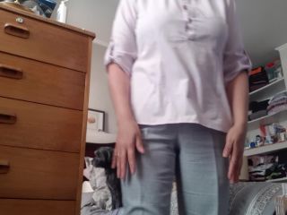 M@nyV1ds - The Hairy Pussy Mom - peeking at mom when she dresses for work-7