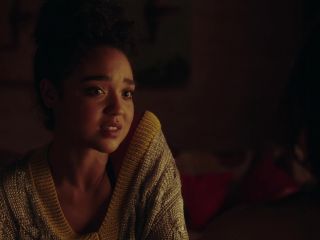 Aisha Dee, Olivia Luccardi - The Bold Type s02e07 (2018) HD 1080p - (Celebrity porn)-8