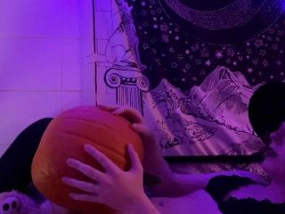 Sexy teen CD trap Ashely Lovecraft fucks a pumpkin and cums inside-6