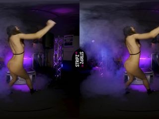 StripzVR: Jizzles (Discobitch / 16.03.2018) [Oculus | SideBySide], parker blowjob on shemale porn -1