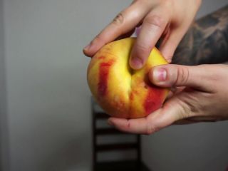 EAT THAT PEACH BBW!-0