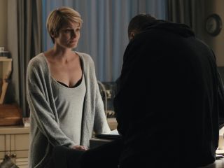 Matleena Kuusniemi - Bordertown s01e02-09 (2016) HD 1080p - (Celebrity porn)-7