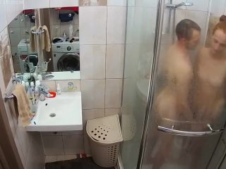 Teens_caught_fucking_in_the_shower-0