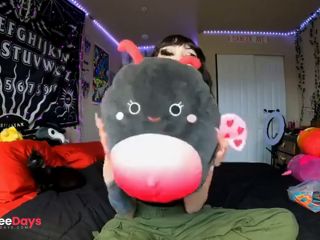 [GetFreeDays.com] Goth Girl showing off her toy collection.   Porn Video January 2023-3