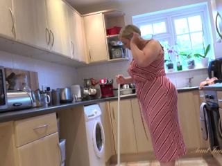 Spying on Step-Mom Star in the Kitchen Gets Your Cock Sucked Milf!-1