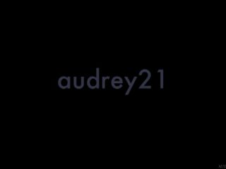 [SiteRip] AudreyBitoni V76337 full h264 3500-0