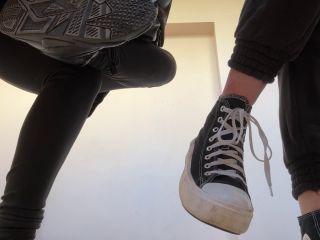 PETITE PRINCESS FEMDOM: "DOUBLE POV SPITTING AND DIRTY SNEAKER SOLES WORSHIP" (1080 HD) (2024)-4