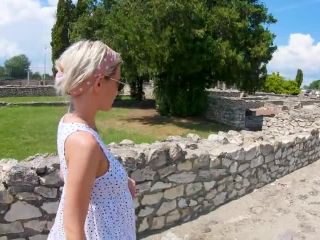 Subil Arch - Stepmom At The Roman Ruins-0