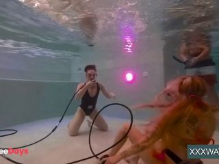 [GetFreeDays.com] Hot chicks with a guy in the pool Porn Leak July 2023-0