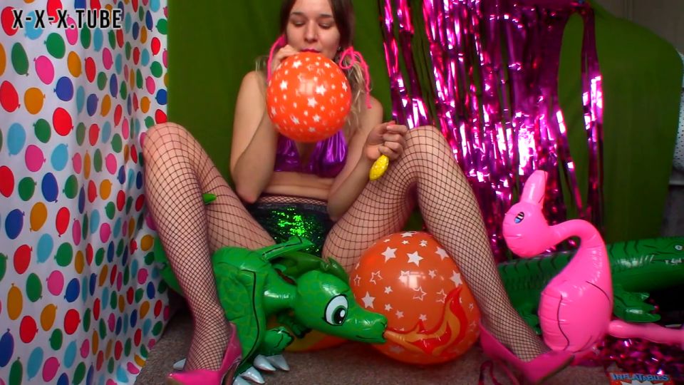  Goddess Vanessa  high heels, balloons, femdom pov, finger nail fetish, inflatables fun inflatable blow up amp ride Manyvids  Femdom POV