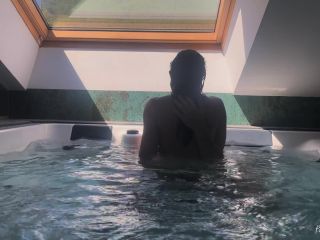 Peaky BrowniesJACUZZI FUCK  Who Wanna Join Us？-5