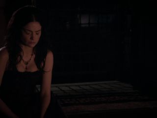 Azure Parsons, Janet Montgomery – Salem s01e02 (2014) HD 1080p!!!-5