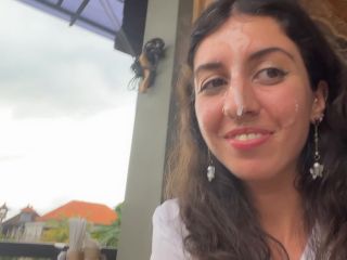 Katty West - Eating Pizza With Cum On My Face In A Public Cafe Amateurporn - Katty west-4