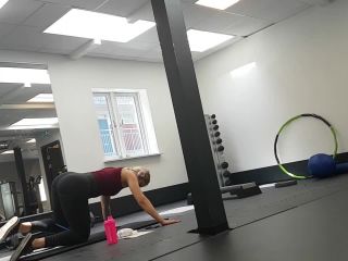 Hot butt recorded during exercise in gym-0