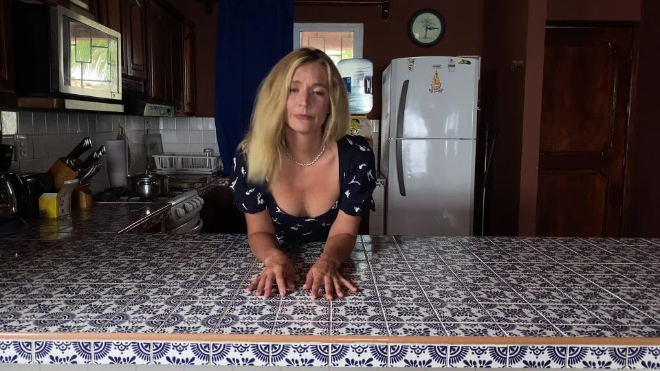 Mona Wales - Fucking Your Mom in the Kitchen  - 2021