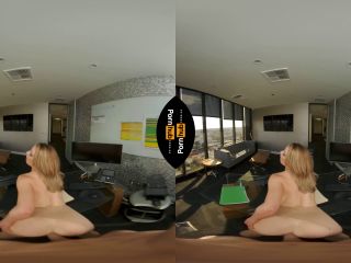 VR 180   Intern Kate Kennedy Shows Her Boss Nathan How Hard She Can Wor-3