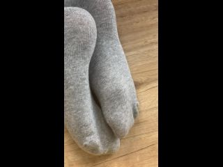 adult xxx clip 45 Spy on my smelly feet in grey socks | FOOT FETISH | jayboels | feet porn bollywood foot fetish-4