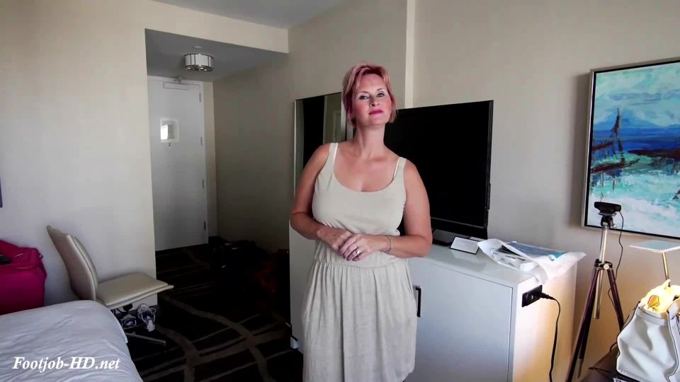 Host with The Most: AIR BNB Housewife Fj/Thigh Job – Perversion Productions Foot!