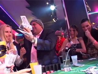 Veronica Da Souza Is A Skanky Bitch At The Pussy Casino-5