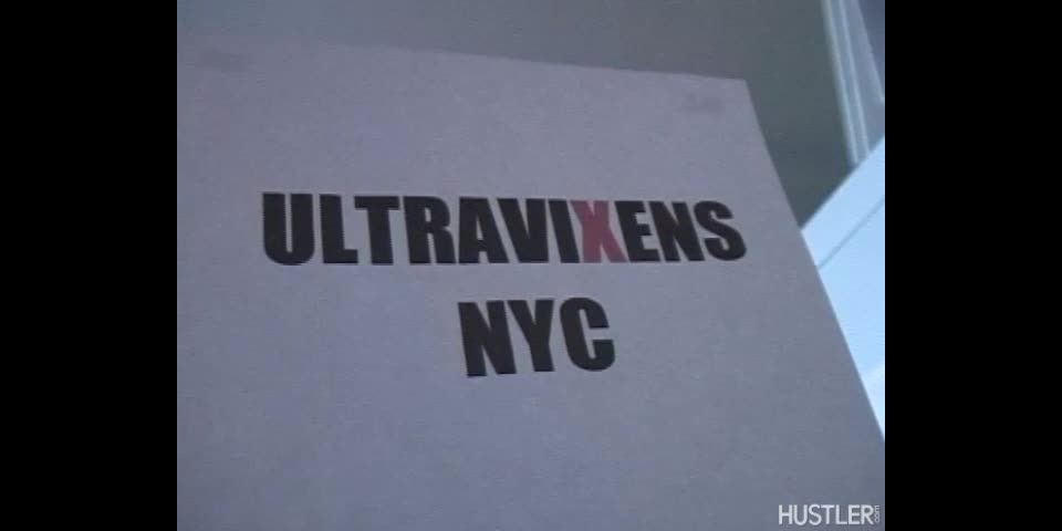 Jennifer Steele and Montana Gunn in 'Jeffifer Steele in Ultra Vixens NYC' (31:58) - Hustler