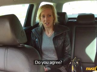 Blondie Makes A Sexual Deal With Taxi  Driver-2