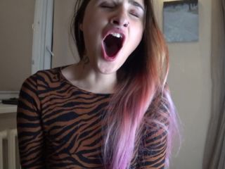 M@nyV1ds - MarySweeeet - LATE NIGHT YAWNING 4-9