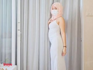 [GetFreeDays.com] Stunning Hijab Try-On Modern Dresses with a Twist. Adult Stream April 2023-9