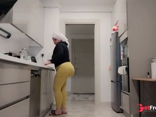 [GetFreeDays.com] step mom plays truth or dare with step son and didnt expect such a challenge Sex Clip November 2022-4