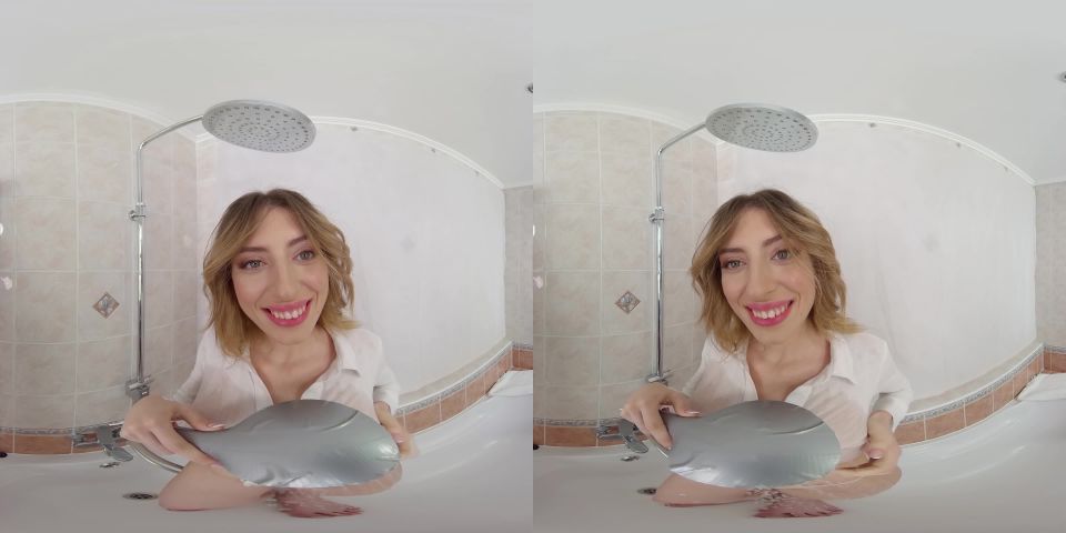 Fanta Sie - Watch Me Shower, Honey - Czech VR 650 - CzechVR (UltraHD 2K 2024) New Porn