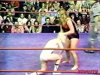 [xfights.to] ASFILM - RGP-F - 4 Kandi Malloy vs Leilani Kai USA Pro Women Wrestling keep2share k2s video-9