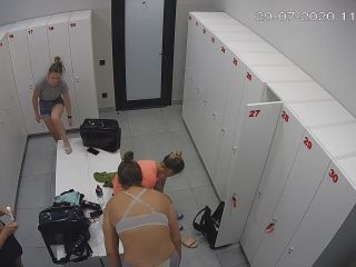 Hidden-Zone.com- Lo2188 The camera in the women_s locker room is an excellent thing, it allows you to see everything-4