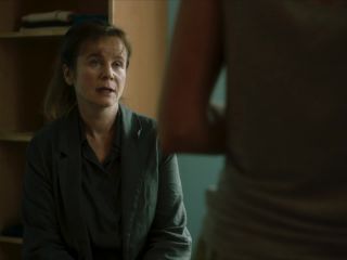 Denise Gough, Emily Watson - Too Close s01e01-03 (2021) HD 1080p - [Celebrity porn]-1