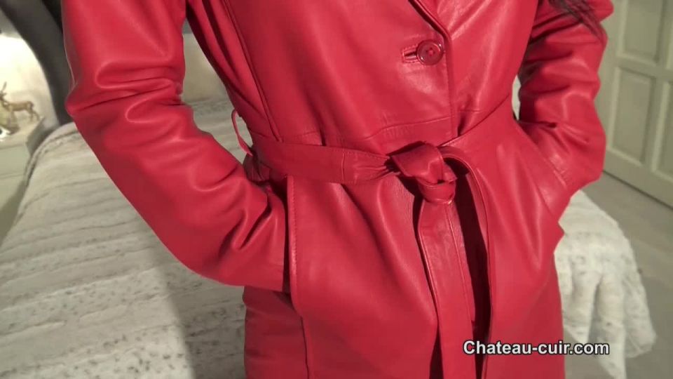 online clip 30 latex fetish wear femdom porn | Irresistible leather coat wank | cum