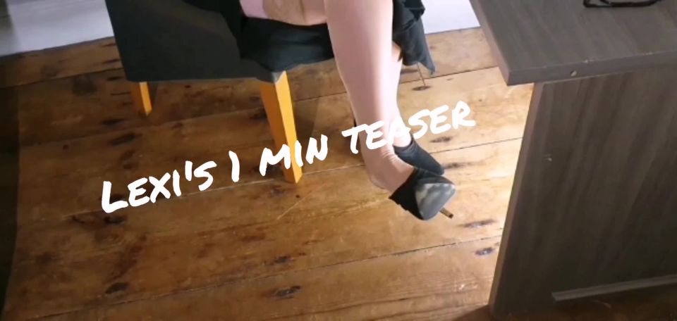 M@nyV1ds - Lexi Snow - Foot Fetish Teaser