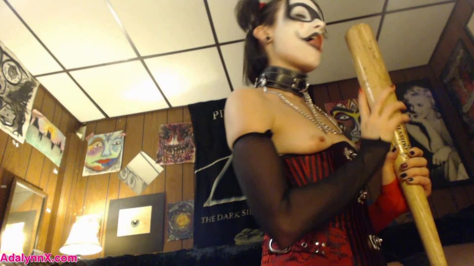 AdalynnX – Harley Quinn Cosplay Fun | girl gets fisted | cosplay amateur gay fisting