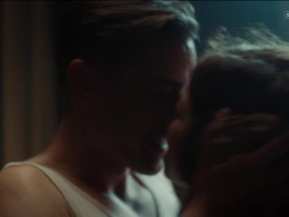 Hannah Herzsprung - Babylon Berlin s02e01 (2017) HD 1080p - (Celebrity porn)-9