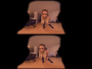 Private Dancer – Sasha Leigh (Oculus)(Virtual Reality)-2