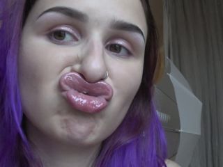 PINKY LIP SMELLING 30 Webcam!-4