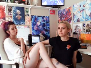 M@nyV1ds - Vivian Vicious - Watching Porn Together-5