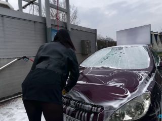 Stepsister Washed The Car And Did Not Forget About The DriverS Cock. Swallowed A Lot Of Sperm 1080p-0