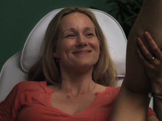 Laura Linney, Cynthia Nixon Nude - The Big C. s01-02 2010-2011-9