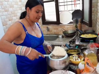 Cooking Sex Deeply Throat The Pussy-1