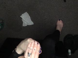 online porn video 32 female hand fetish lotioning routine for Tetras feet, feet-lotion on fetish porn-9