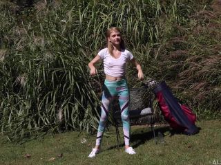 free xxx video 40 Teeing Off BTS | sneakers | femdom porn daddy fetish-1