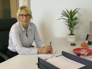 Tatjana-Young - Die Spermageile Maklerin - Kunde Meier gibt alles  - 2021-1